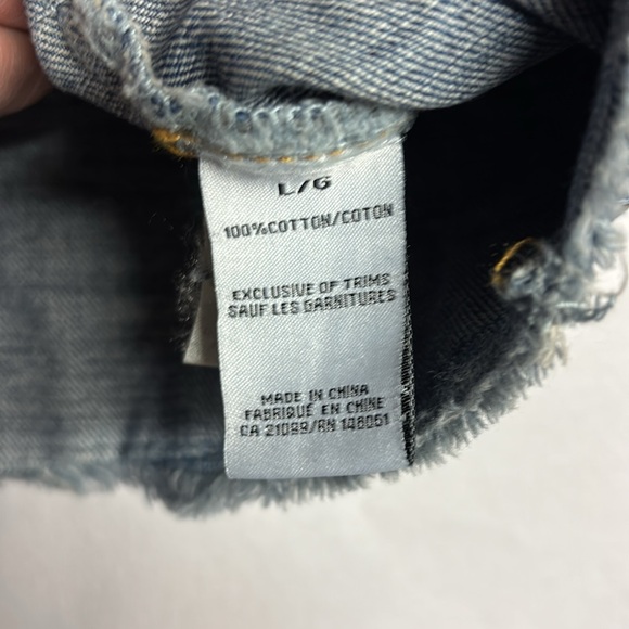 Eighty Two Denim Women’s Cropped Denim Jacket Size Large - Picture 6 of 7